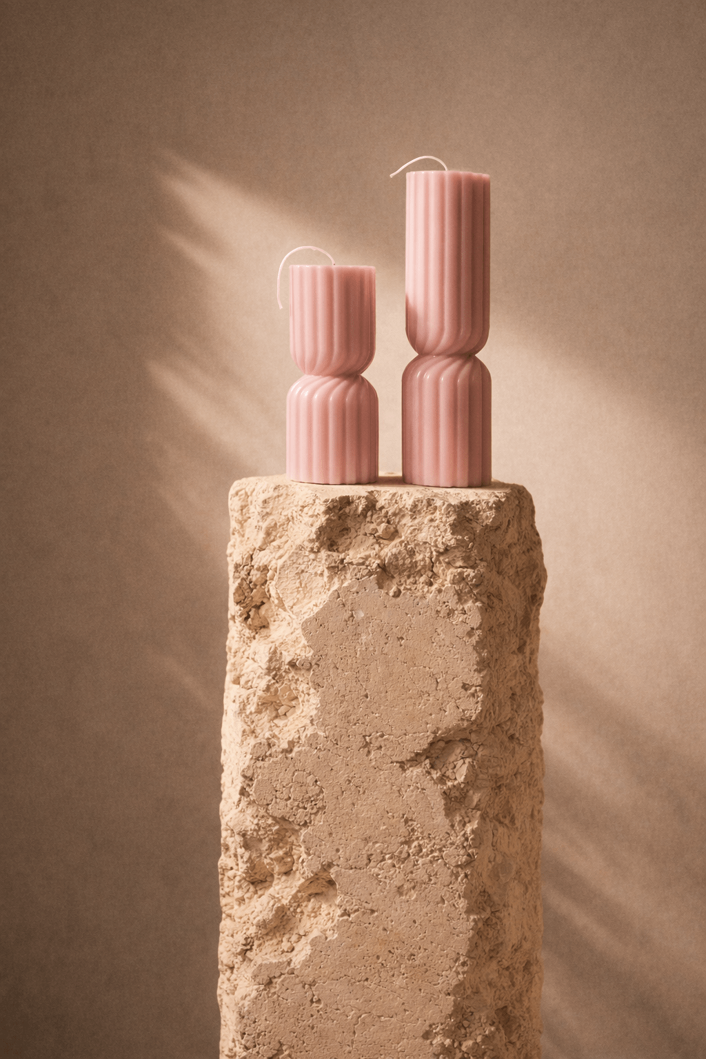 CALOR Nº II - minimalistische handgegossene Stumpenkerze aus reinem Sojawachs - Somnia Lucis