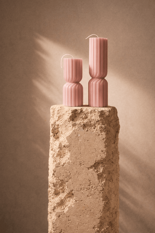 CALOR Nº II - minimalistische handgegossene Stumpenkerze aus reinem Sojawachs - Somnia Lucis